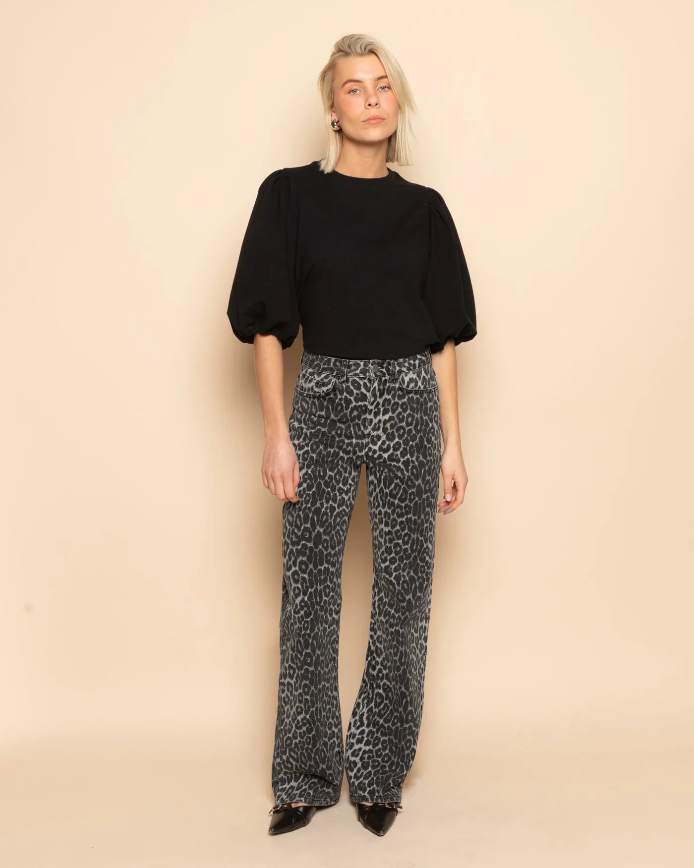 LEOPARD BOOTCUT JEANS